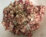鹹蛋黃肉包的食譜步驟1照片