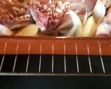 Foto del paso 5 de la receta: Cuartos de pollo al horno
