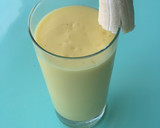 Foto del paso 2 de la receta: Smoothie amarillo de plátano, mango y piña