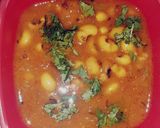 A picture of step 6 of Black eyed pea curry.