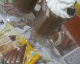 صورة لخطوة 2 من وصفة هوت شوكلات.. الشوكولاتة الساخنة
