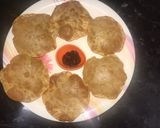 A picture of step 6 of Ajwain Poori.