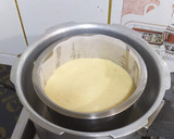 பஞ்சு கேக் (பேக்கிங் சோடா மற்றும் பவுடர் சேர்க்காதது) ரெசிபி ஸ்டேப் 4 புகைப்படம்