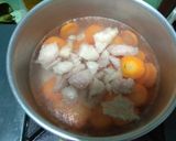 Foto langkah ke 1 dari resep Sop tetelan, bakso, telur puyuh.