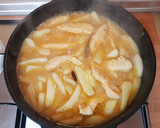 Foto del paso 8 de la receta: Pollo con patatas en salsa 👌