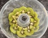 Foto langkah ke 1 dari resep Pudding Kiwi.
