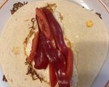 Tükörtojás tortilla lapba csavarva recept fázis 3 fotója