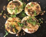 A picture of step 3 of Tawa Idli Fry.
