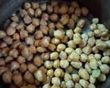 A picture of step 1 of Ghugni chaat.