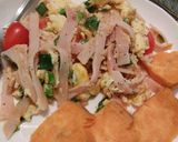 Foto del paso 2 de la receta: Revoltillo de huevo con jamón y tomatillos