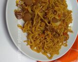 Foto langkah ke 10 dari resep Indomie goreng pedas #giveawayclover#ga_walldecorkayu.