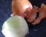 Savanyú káposztás-kolbászos-virslis leves recept fázis 3 fotója