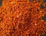A picture of step 2 of Multipurpose Dry Garlic and Peanuts Chutney.