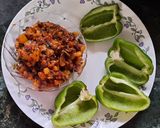 भरलेली सिमला मिरची (bharli shimla mirchi recipe in marathi) रेसिपी स्टेप 3 फोटो 