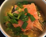 Foto langkah ke 2 dari resep Sup Tulang Salmon.