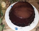 عکس مرحله 2 از دستور کیک سوپرایز شکلاتی بدون فر