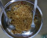 Foto langkah ke 10 dari resep Kimchi Ramyun.