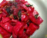 Foto langkah ke 7 dari resep Oseng Kulit Buah Naga.