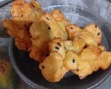 Foto langkah ke 5 dari resep Limpang Limpung Pisang Roti Tawar.