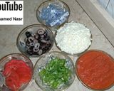 صورة لخطوة 1 من وصفة البيتزا 😋😋