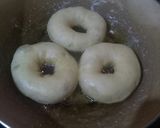 Foto langkah ke 4 dari resep Donat Empuk, Lembut dan Montok anti gagal.