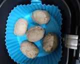 A picture of step 4 of Air Fried Bread Rolls.