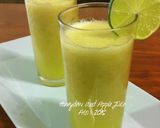 Foto langkah ke 3 dari resep Honeydew and Apple Juice.