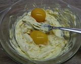 Sajtkrémes háromszögek recept fázis 1 fotója