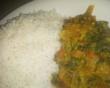 A picture of step 4 of White rice with spinach and egg sauce.