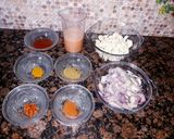 A picture of step 1 of Masala phool gobi.