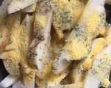 Foto del paso 4 de la receta: Papas rústicas crocantes con milanesas de carne caseras🥔🥩