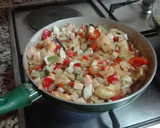 Foto del paso 1 de la receta: Wok de verdura, pencas y pisto