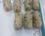 A picture of step 4 of Chicken cheese rolls.
