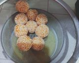 Foto langkah ke 5 dari resep Onde-Onde Ubi Mini isi Keju.