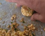 A picture of step 5 of Sabudana Vada.