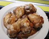Foto del paso 3 de la receta: Alitas de pollo al ajillo con cerveza