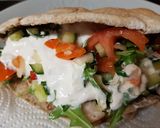 A picture of step 3 of My Really Full Chicken Pitta Bread. 😍.