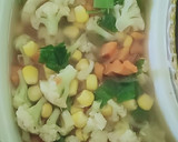 Foto langkah ke 4 dari resep Sup Jagung Kembang Kol Wortel.