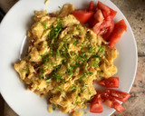 Hagymás bacon szalonnás tojásrántotta recept fázis 4 fotója