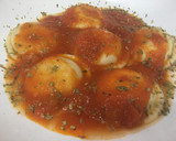 Foto del paso 3 de la receta: Sorrentinos de jamón cocido y mozzarella al pomodoro