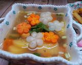 Hình bước làm 2 của món Canh súp nấu xương gà trứng non