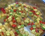 Foto del paso 5 de la receta: Pollo con pisto