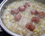 Foto del paso 4 de la receta: Crema de puerros con albóndigas