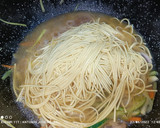 Foto del paso 4 de la receta: Noodles en caldo vegetal