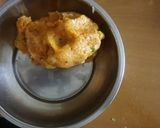 A picture of step 1 of Tomato cheese roll.
