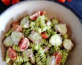 Foto del paso 6 de la receta: Ensalada de fusilli y pulpo con pesto de canónigos