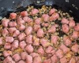 Foto del paso 6 de la receta: Arroz relleno de salchichas