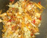 Foto langkah ke 4 dari resep Nasi goreng campur.