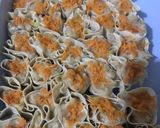 Foto langkah ke 5 dari resep Dimsum Enak dan Mudah.