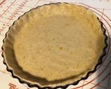 Une image de l'étape 6 de Tarte aux coings,vanille et amandes (pâte brisée aux coings et lait).